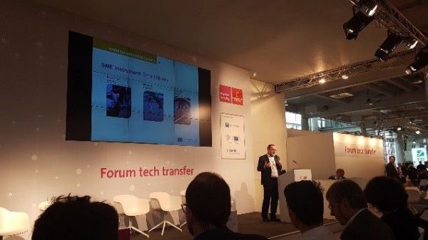 SENSIA booth presentation at Hannover Messe 2018 during SME Instrument H2020 event.