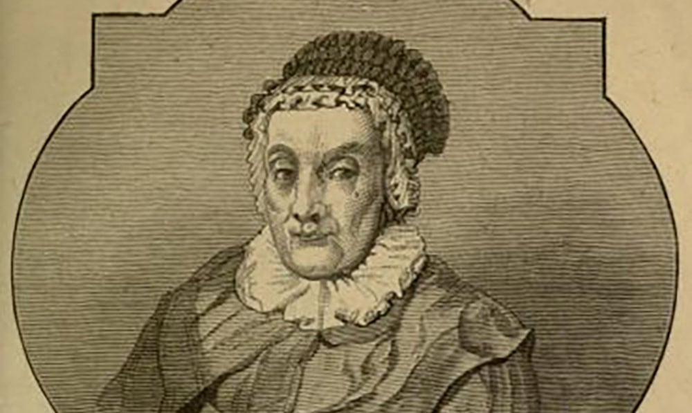 Caroline camera portrait emphasizing innovative design and precision.